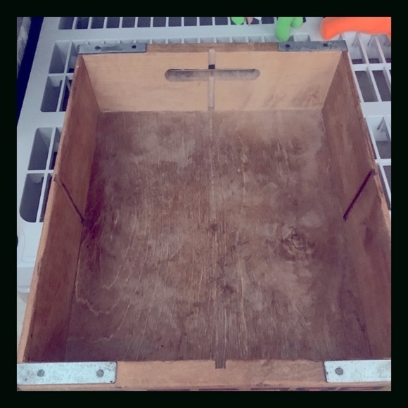 Victoriaโs Secret PINK Wooden Store Display Bin Rare Collectible - Picture 7 of 8